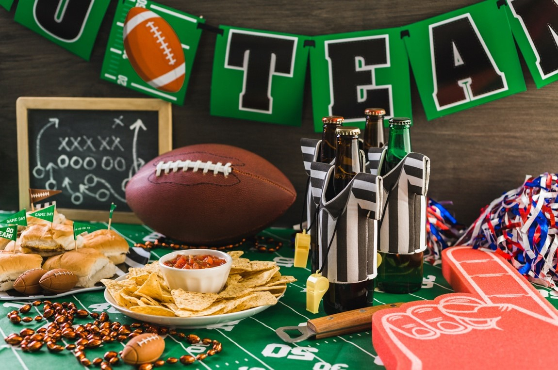8 Tips To Host A Winning Football Party