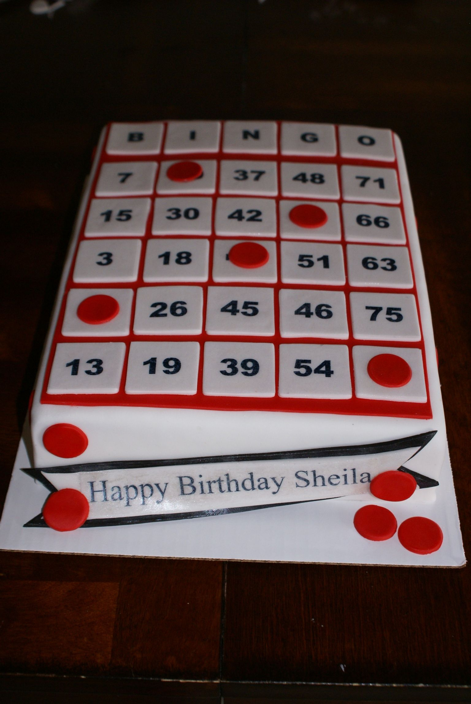 Bingo Card Cake | Bingo Cake, Bingo Party, Bingo Cards